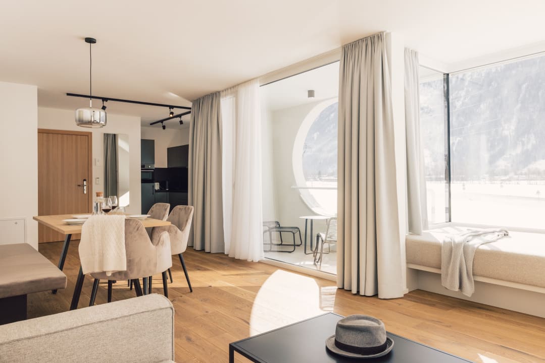 Zimmer Sima Apartment