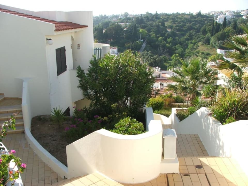 Treppen zu den Apartments Hotel Monte Dourado