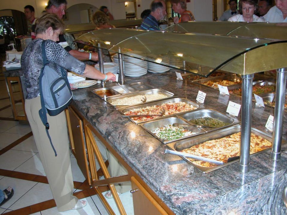 Mittagsbuffet TUI SUNEO Chrissi Amoudia