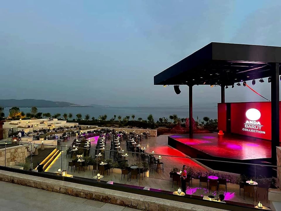 Gartenanlage Anda Barut Collection