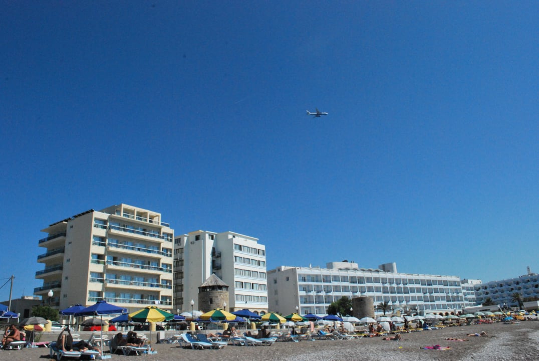 Plaża obok hotelu  Mitsis La Vita