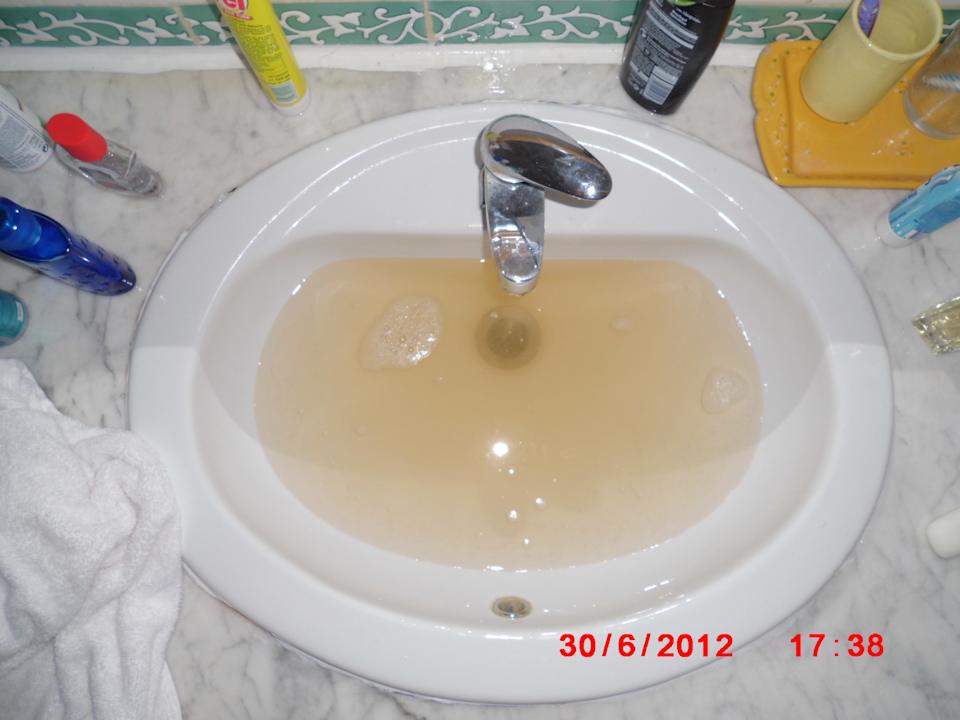 Rostiges Wasser Hotel Nesrine