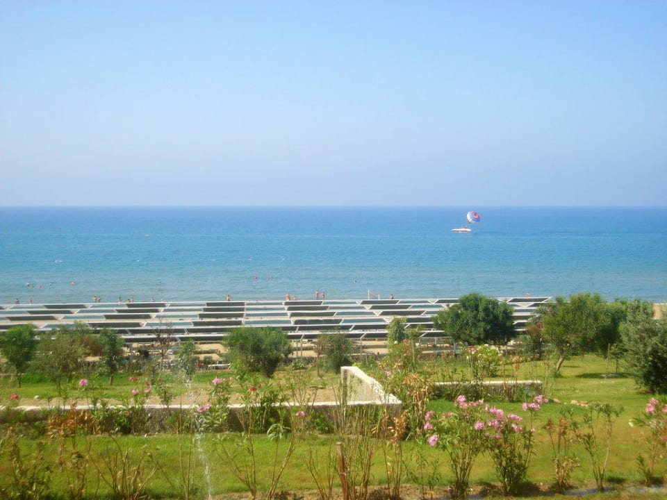 Blick zum Strand Alba Resort Hotel