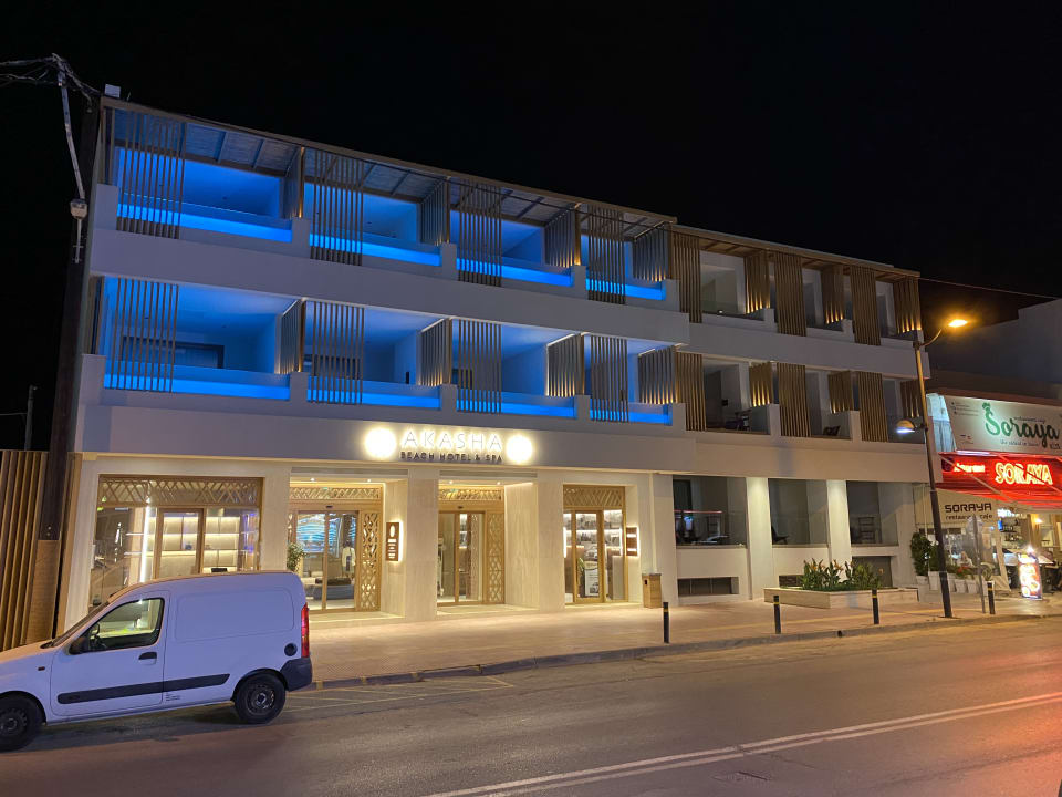 Außenansicht AKASHA Beach Hotel & Spa