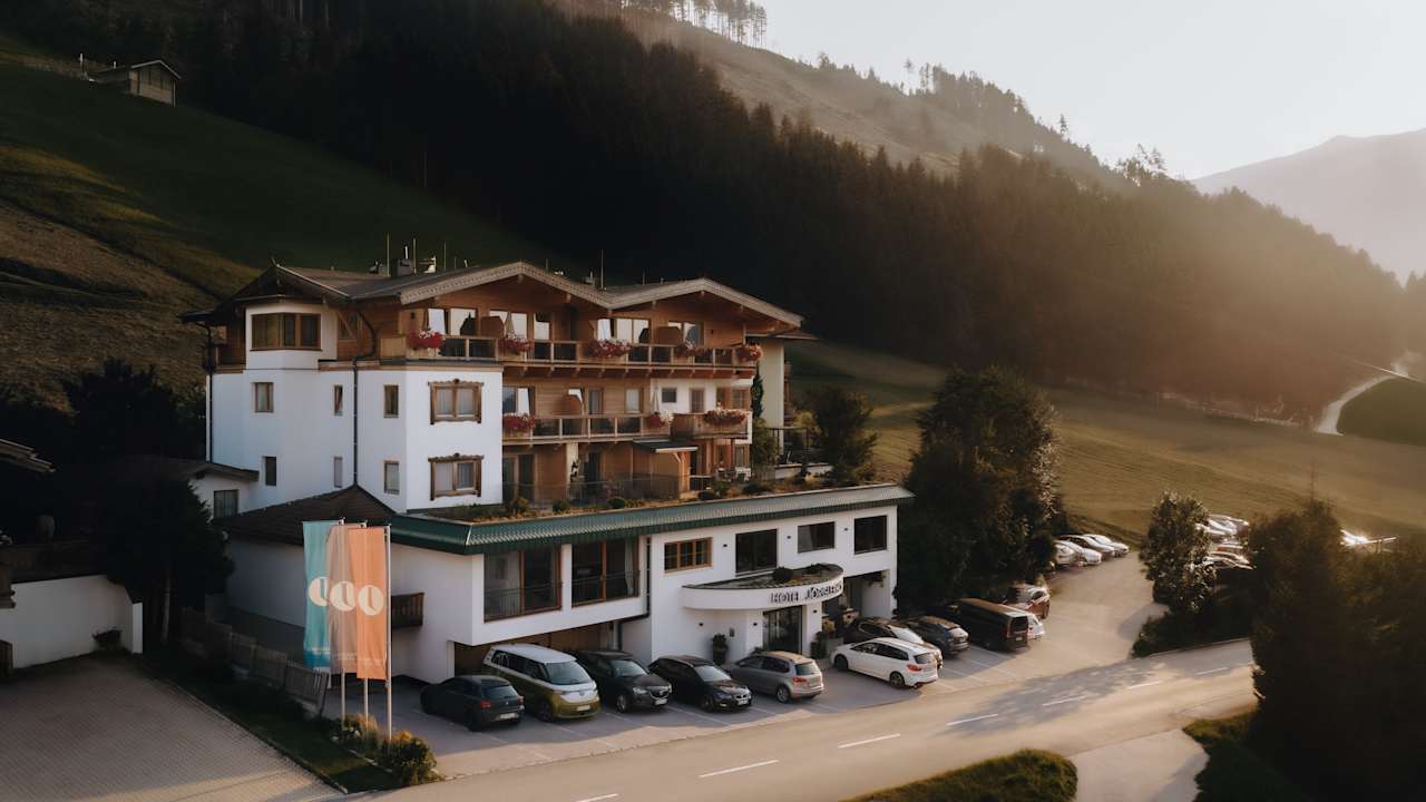 Außenansicht Hotel Jörglerhof