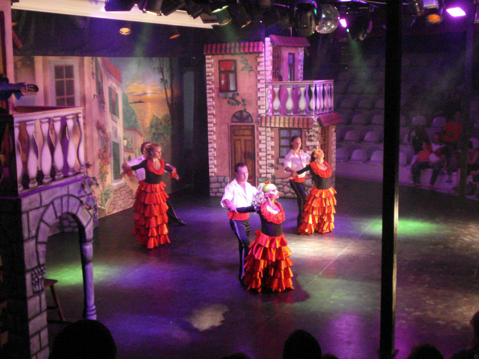 Abendprogramm Alba Queen Hotel