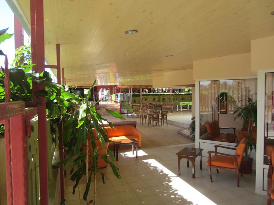 Blick vom Eingang Hotel Angora