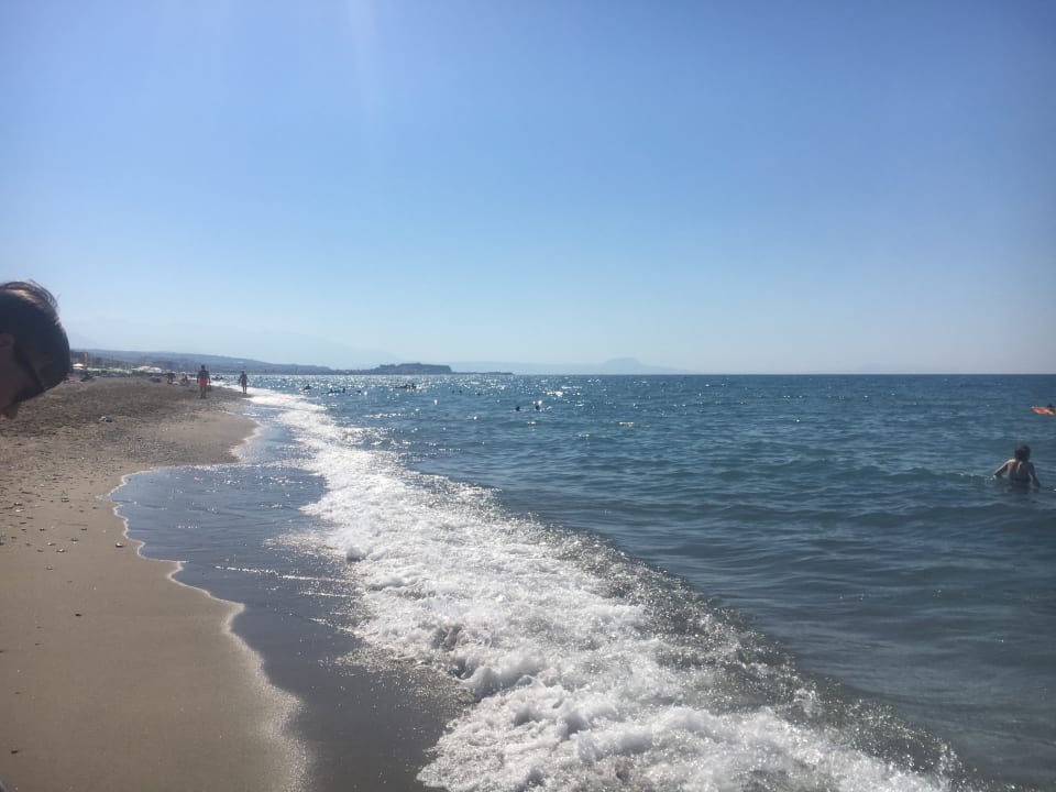 Sauberer, schöner Strand Hotel Odyssia Beach