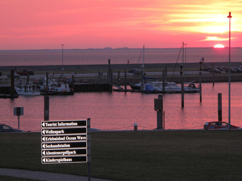 Blick vom Zimmer nach Juist und Norderney Hotel Fährhaus