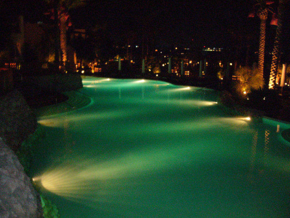Ausblick bei Nacht The Grand Hotel Sharm El Sheikh