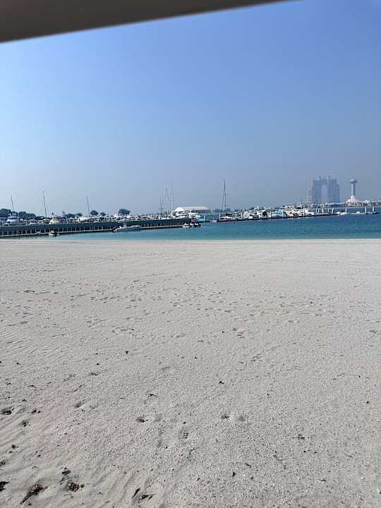 Strand Emirates Palace Mandarin Oriental