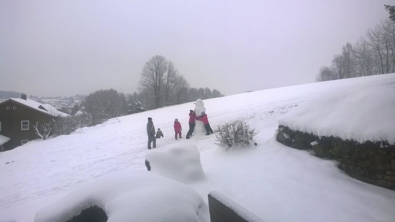 Schnee ohne Ende Landhotel Magdalenenhof