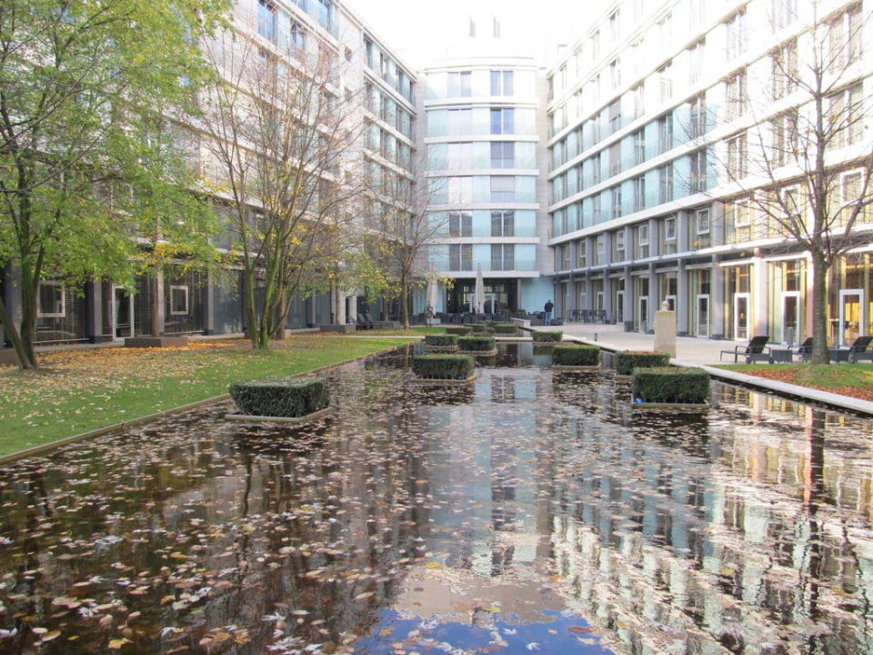 Innenhof Radisson Blu Hotel Köln