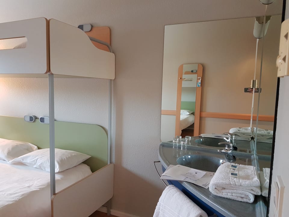 Zimmer ibis budget Salzburg Airport