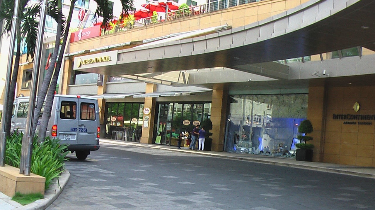 Ein - Ausfahrt Hotel Intercontinental Asiana Saigon Residences