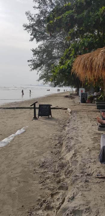 Strand Hotel The Secret Garden at Otres Beach