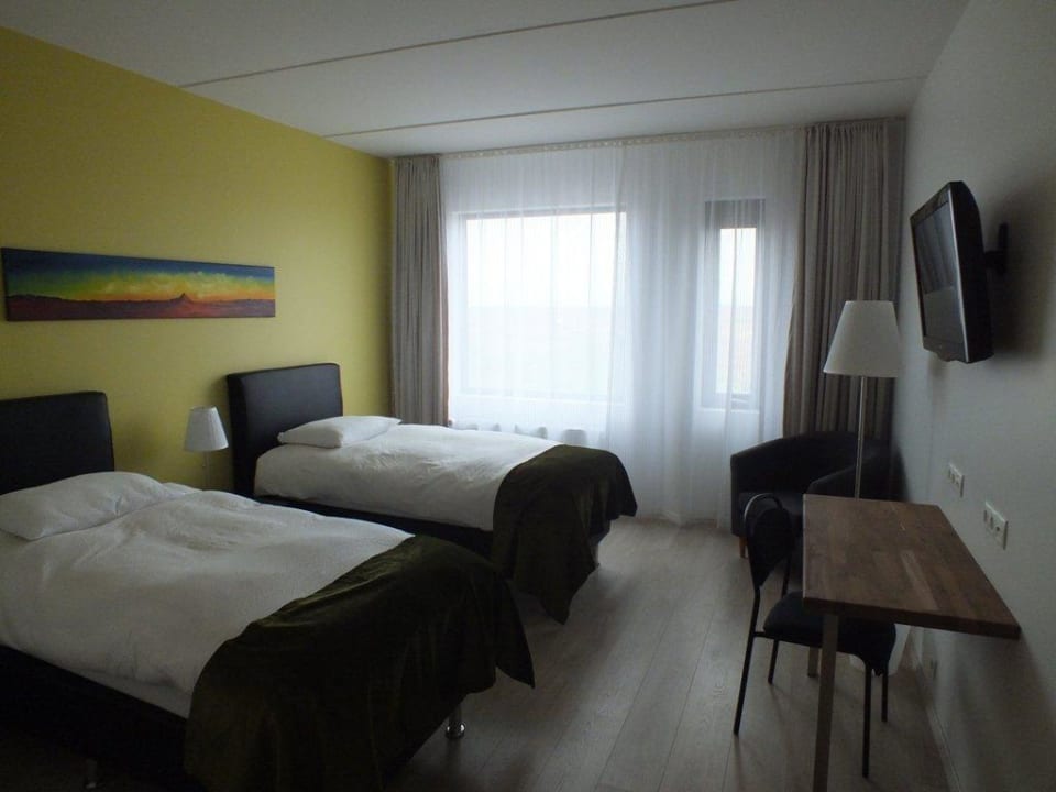 Twin Room Airport Hotel Aurora Star