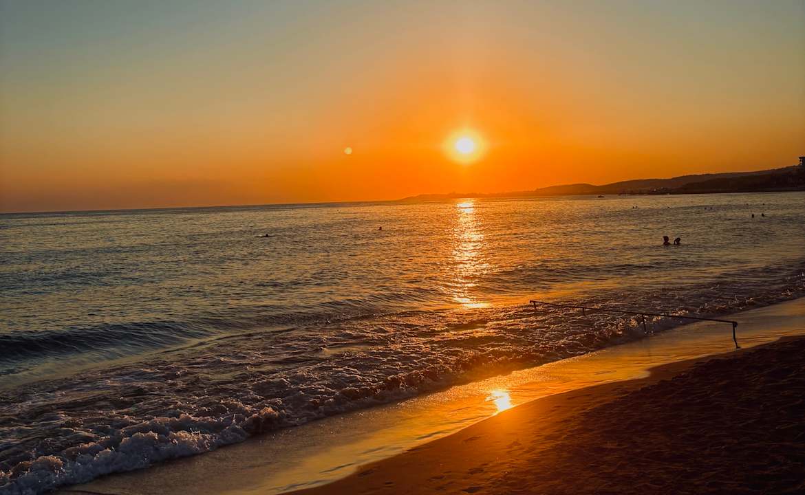 Strand Aska Hotel Just in Beach