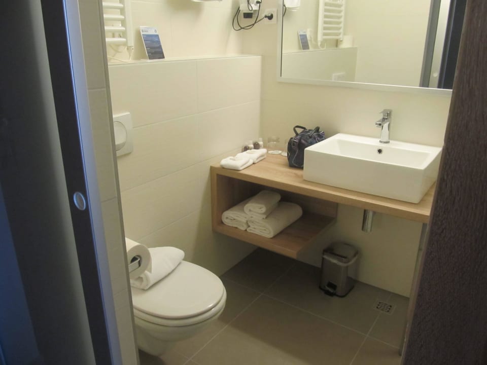 Bad/Premiumzimmer Hotel Pinija