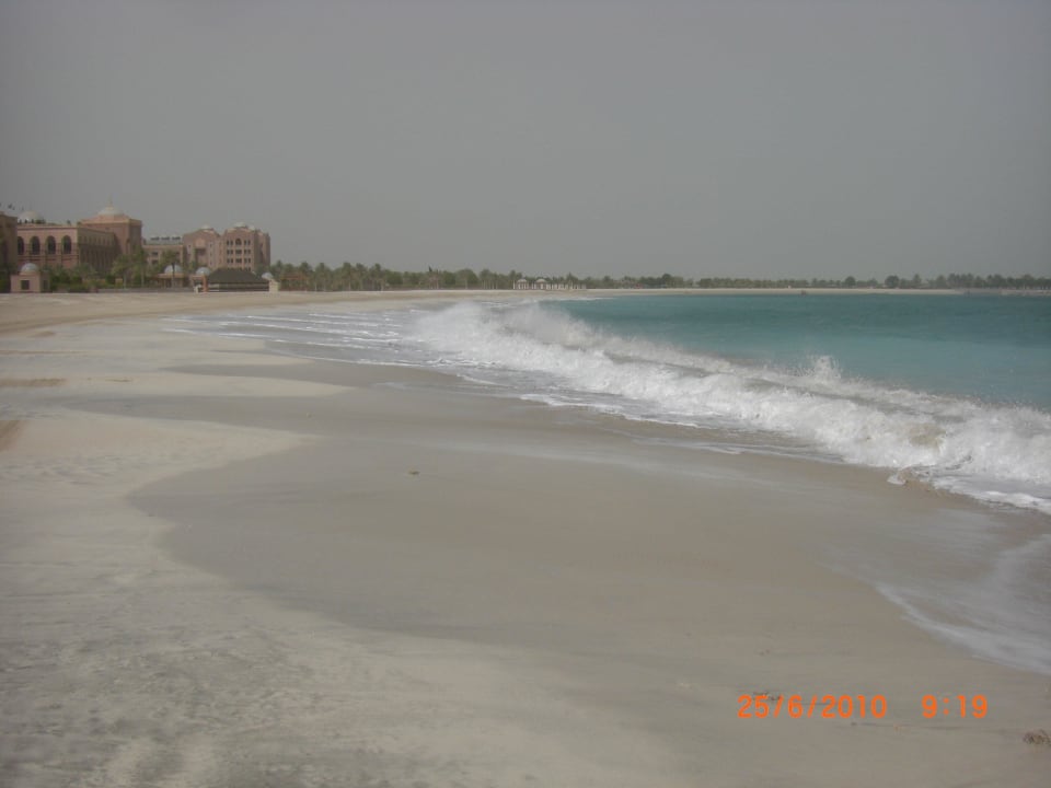 Strand Emirates Palace Mandarin Oriental