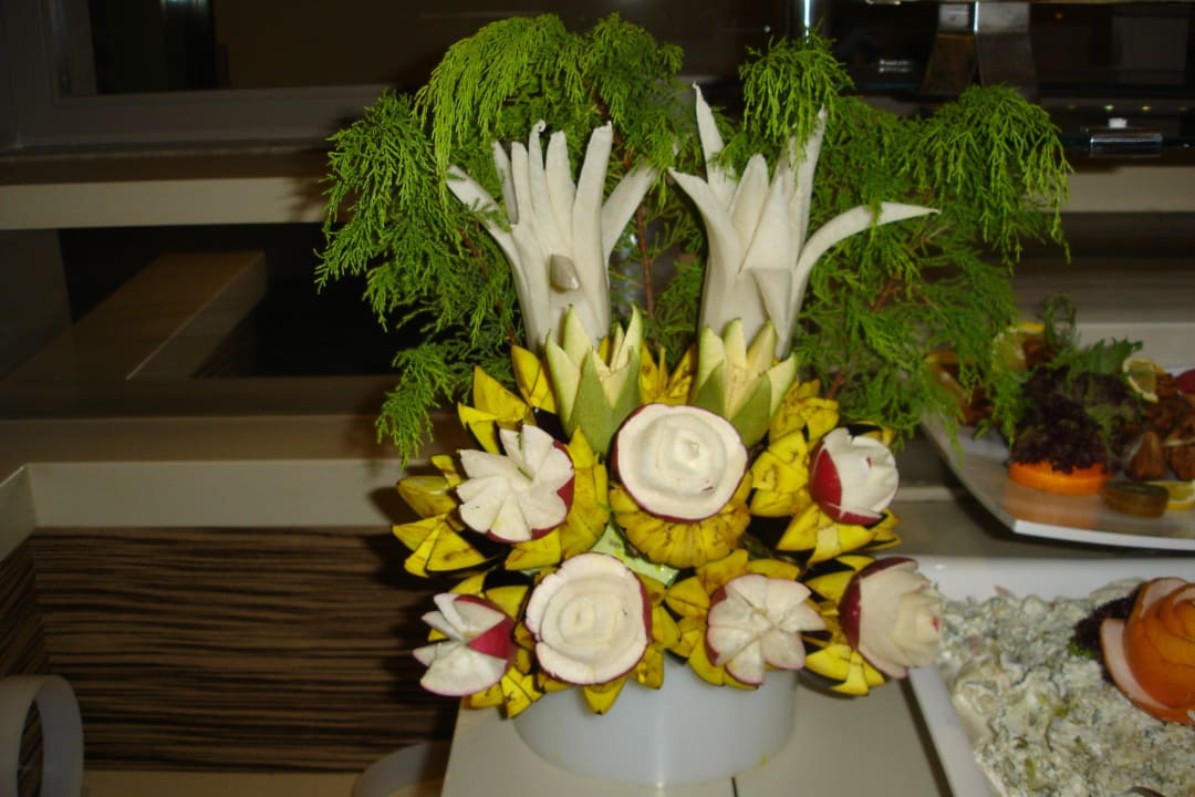 Schöne Deco Port Side Resort Hotel