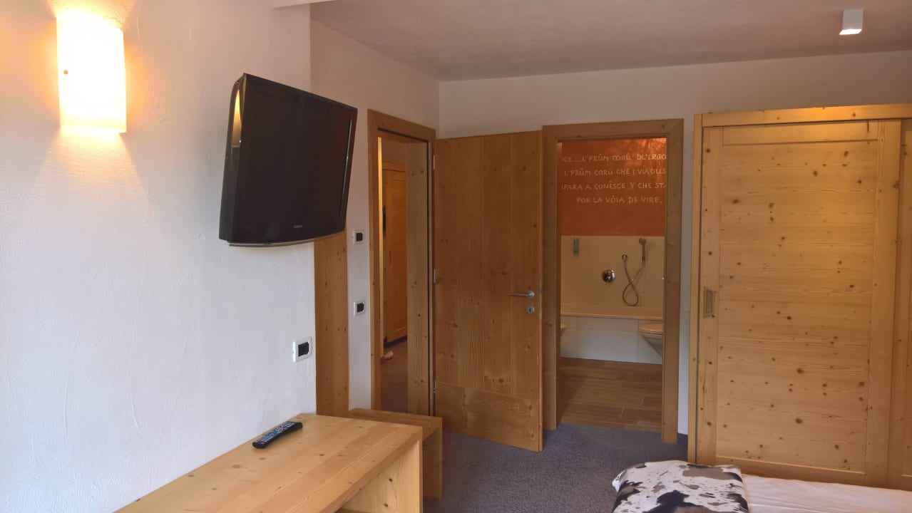 Schlafzimmer Suite 107 Hotel Gran Ciasa