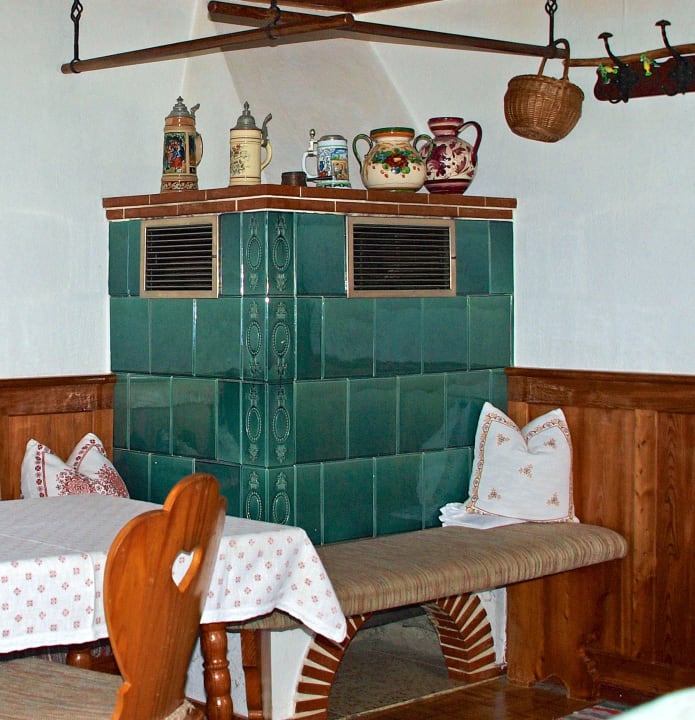 Kaminofen in der Bauernstube Ferienhof Stipfing Ferienhaus Stipfing