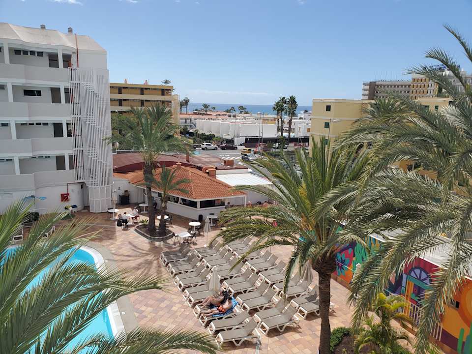 Ausblick alltoura Club Hotel Akeah Broncemar