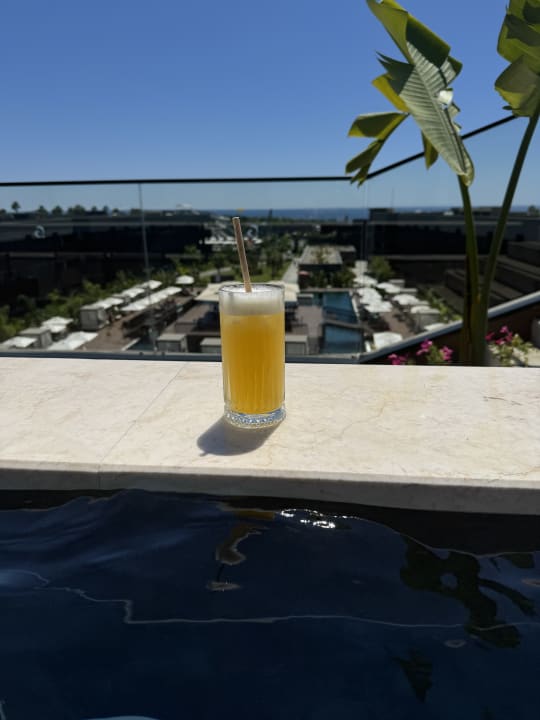 Pool Jacaranda Luxury Resort