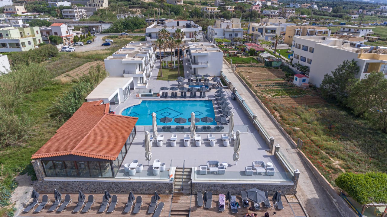 Außenansicht Krini Beach