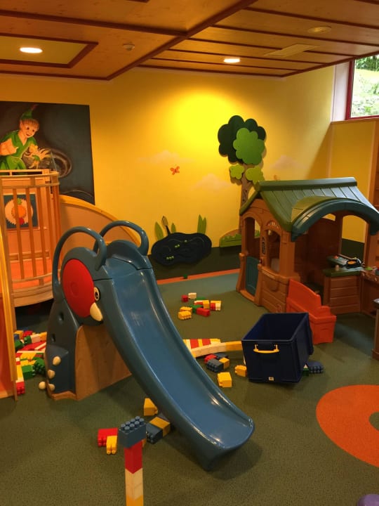 Kleinkinder-Spielzimmer Kinderhotel Waldhof