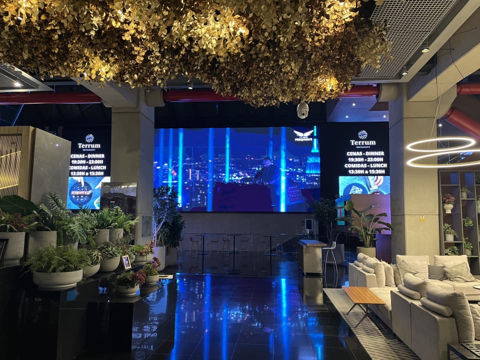 Lobby Hyatt Regency Barcelona Tower