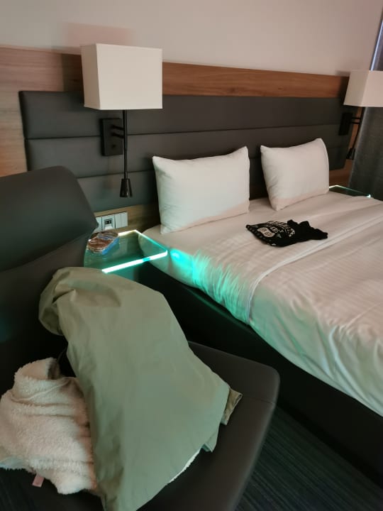 Zimmer MOXY Vienna Airport