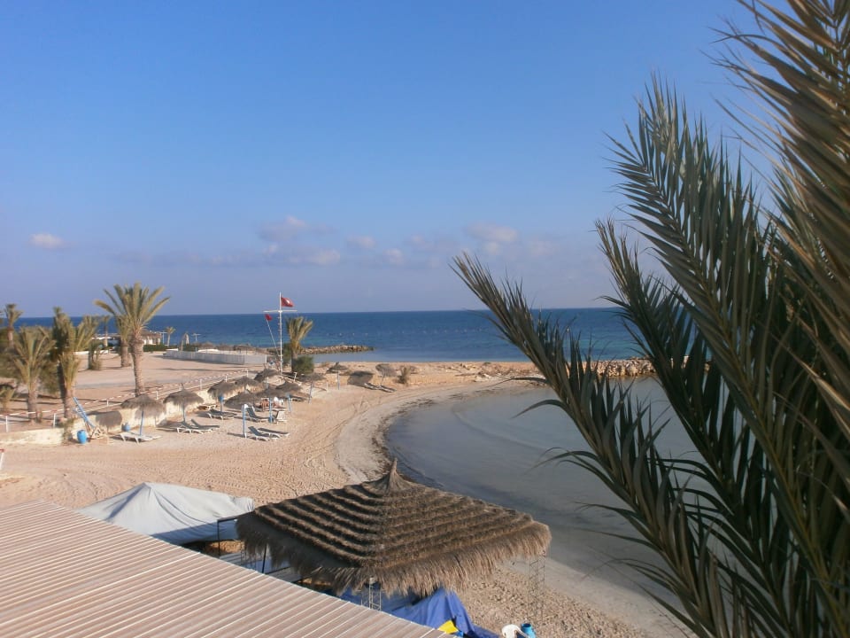 Einer der vielen Strandabschnitte Hotel El Mouradi Djerba Menzel