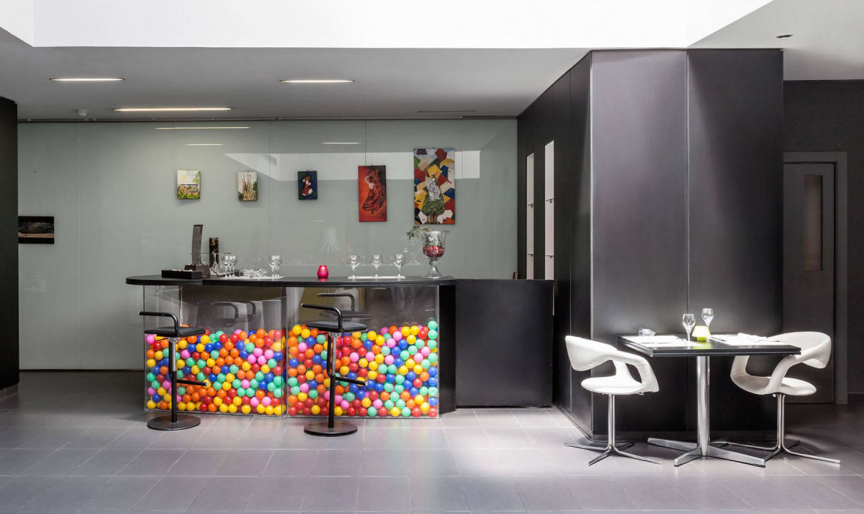 Hall Ilunion Bel Art Ilunion Bel-Art