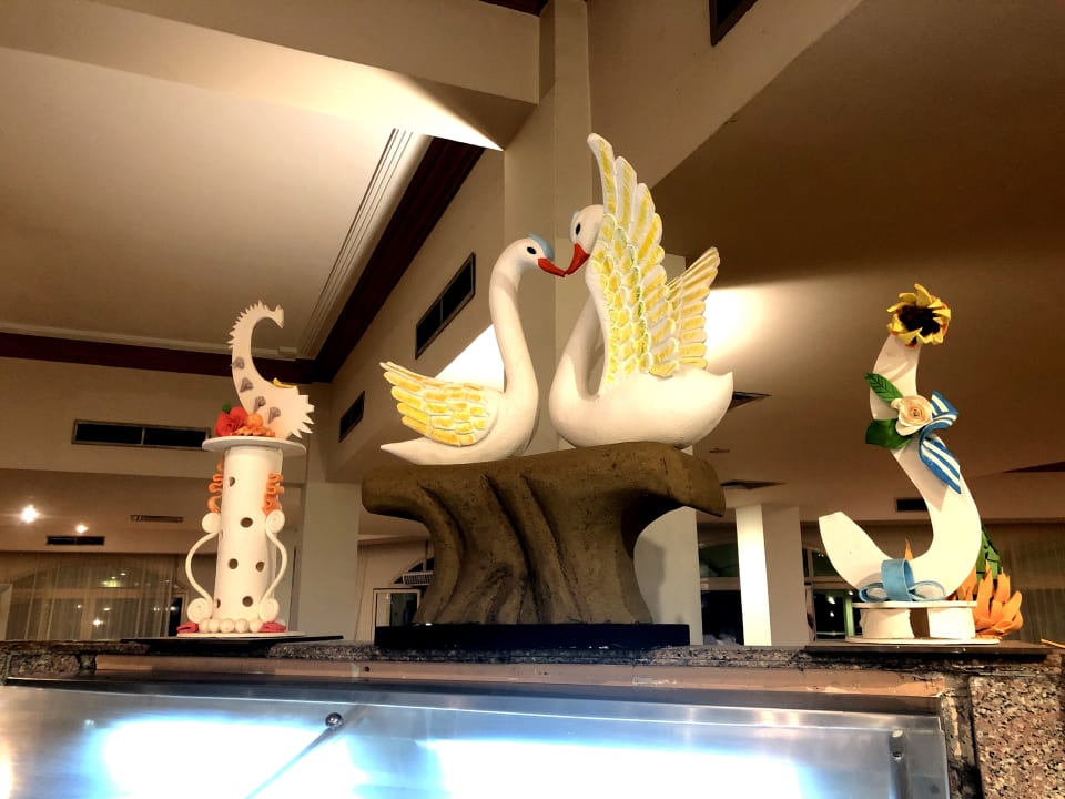 Gastro Brayka Bay Resort