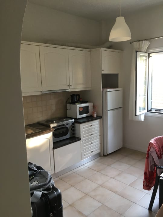 Zimmer Acharavi Beach Hotel