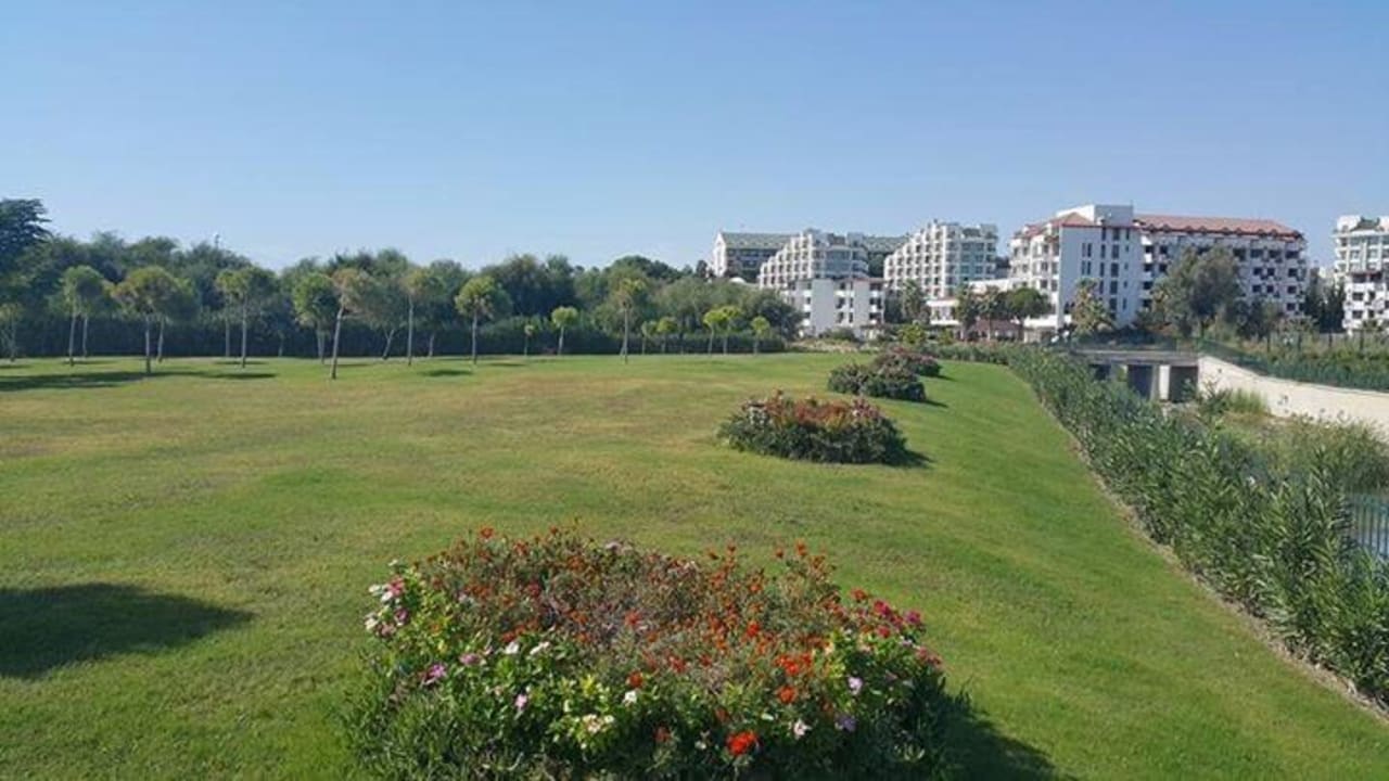 Gartenbereich Diamond Excellence Resort & Spa