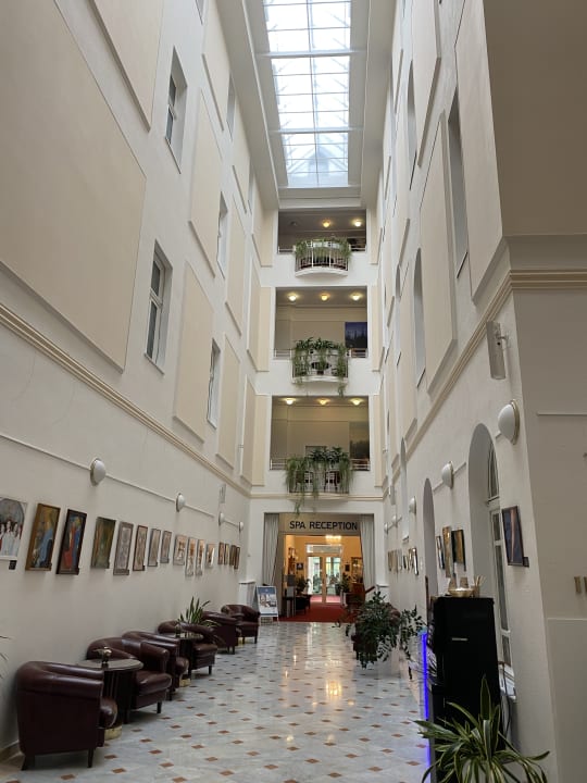 Lobby Hvězda - Imperial Ensana Health Spa Hotel