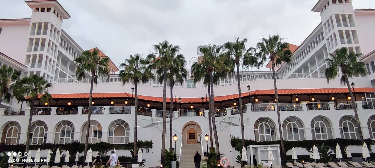 Außenansicht Hotel Riu Madeira