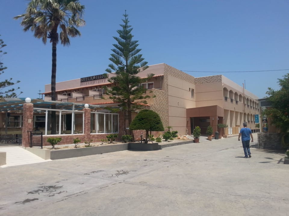Vorderansicht Hotel Eingang Ilios K Village Resort