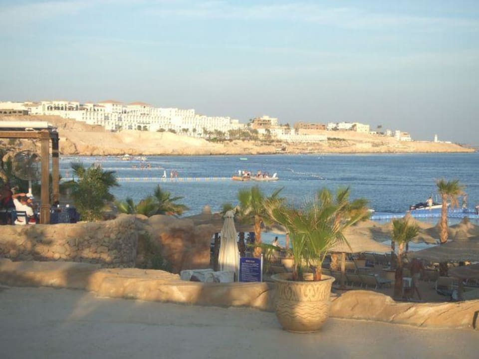 Hoteleigener Strand Savoy Sharm El Sheikh