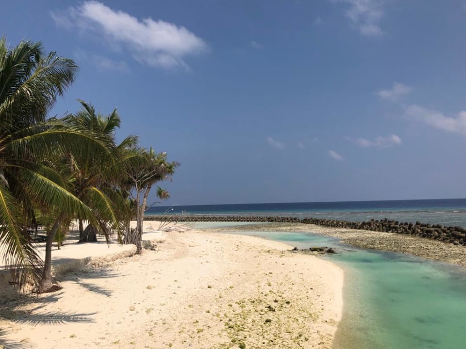 Strand Kuredu Island Resort & Spa