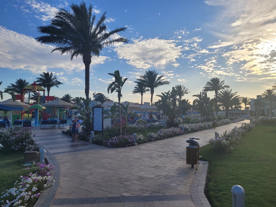 Gartenanlage Pickalbatros Dana Beach Resort - Hurghada