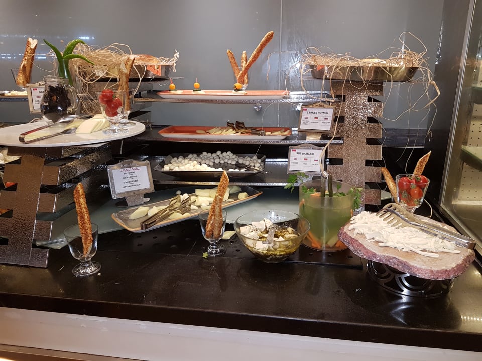 Gastro Limak Lara Deluxe Hotel & Resort