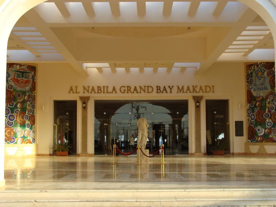 Вход в отель Siva Golden Bay Makadi