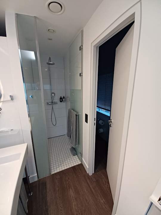 Zimmer INNSiDE by Meliá Düsseldorf Hafen