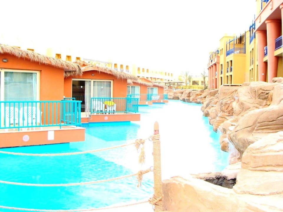 Časť hotela Titanic Beach Spa & Aqua Park