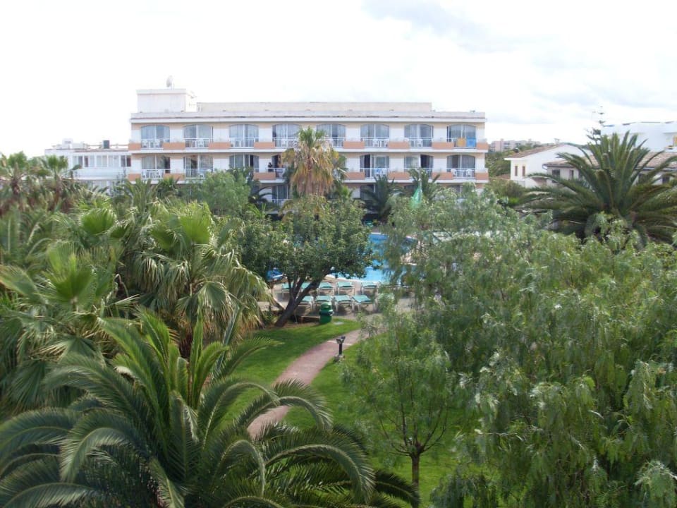 Ausblick auf das Haupthaus und Pool Club Simó Hotel by Senator