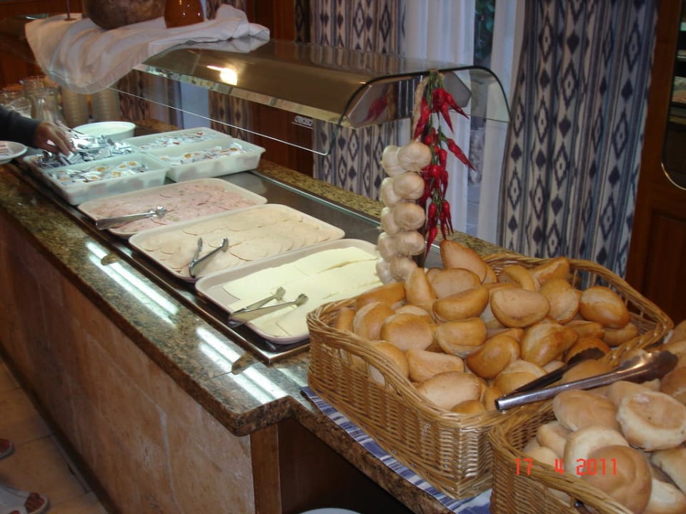 Mehr gibts nie am Morgen, immer dasselbe Hotel Selva Arenal